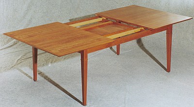 Tisch Louis Detailansicht